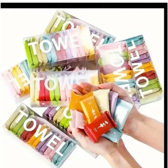 9 piece Skin Care Beauty Set eye mask, lip balm, & more - Picture 5 of 11